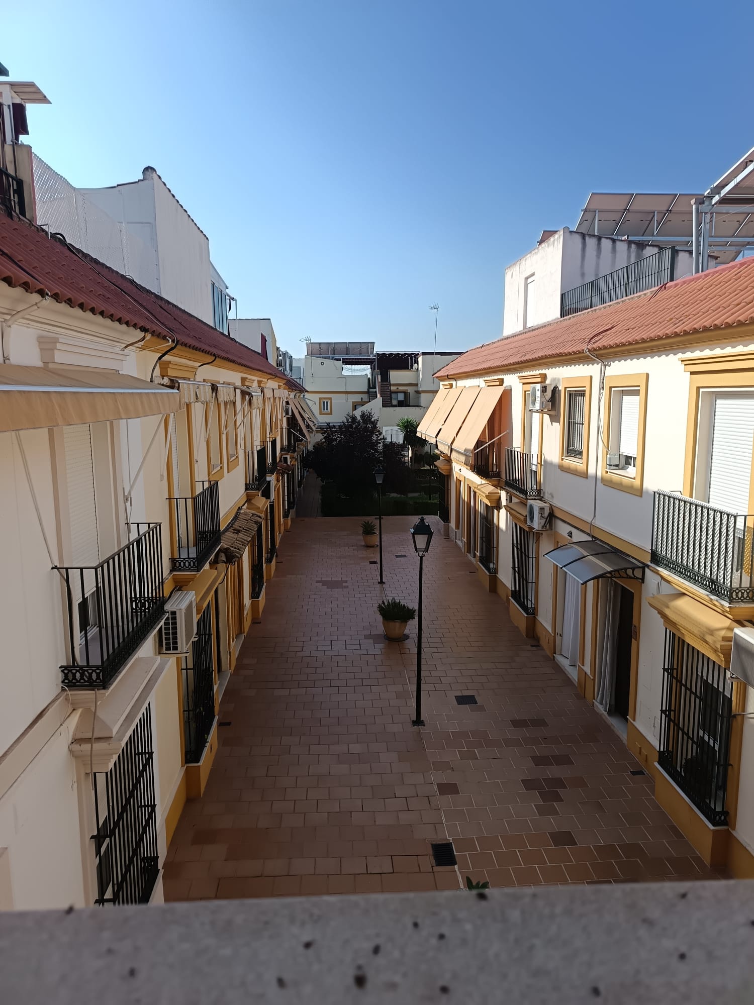 Piso 1º en calle Barqueta