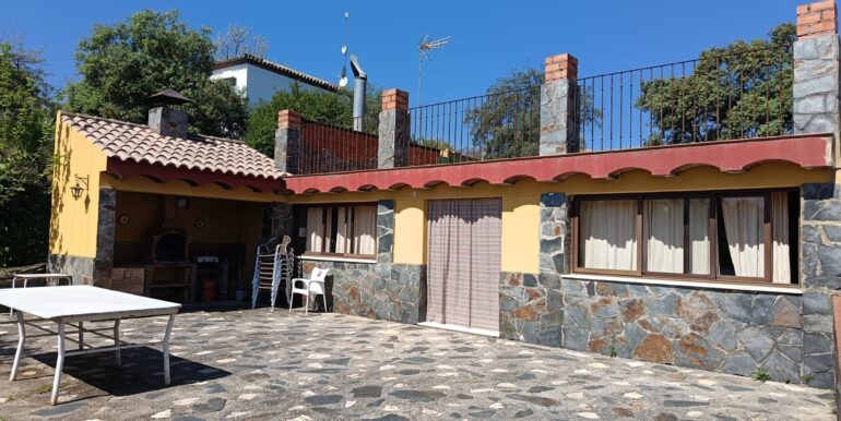 WhatsApp Image 2026-04-08 at 10.20.50 (1)